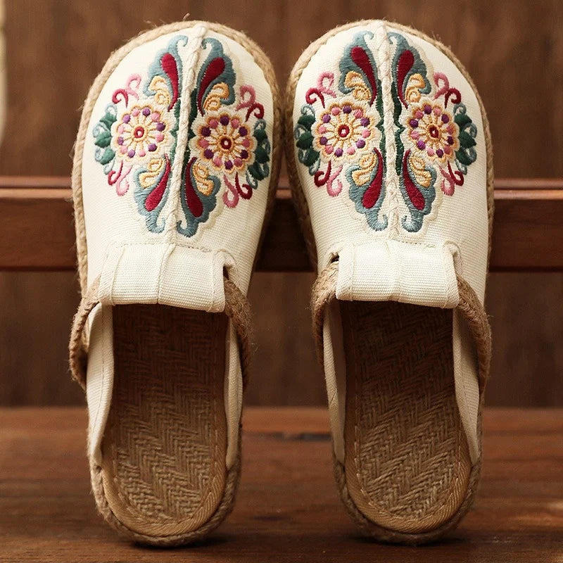 Embroider Handmade Flat Retro Slippers