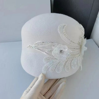 Elegante sombrero de banquete para damas de moda