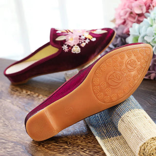 Pointed Toe Embroidered Comfortable Slippers