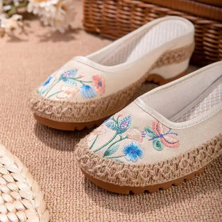 Retro Thick Soles Embroidered Slippers