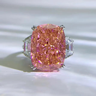 Anillo de bodas de diamantes de alto carbono de lujo