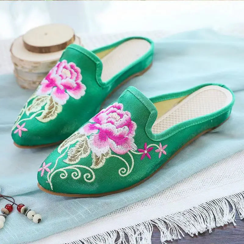 Embroidered Soft Non Slip Slippers