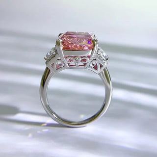 Anillo de bodas de diamantes de alto carbono de lujo