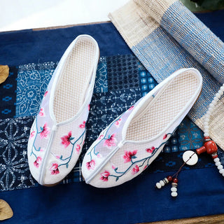 Embroidered Women Close Toe Canvas Slippers