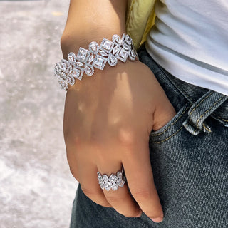 Conjunto de anillos elegantes de lujo para fiesta de noche